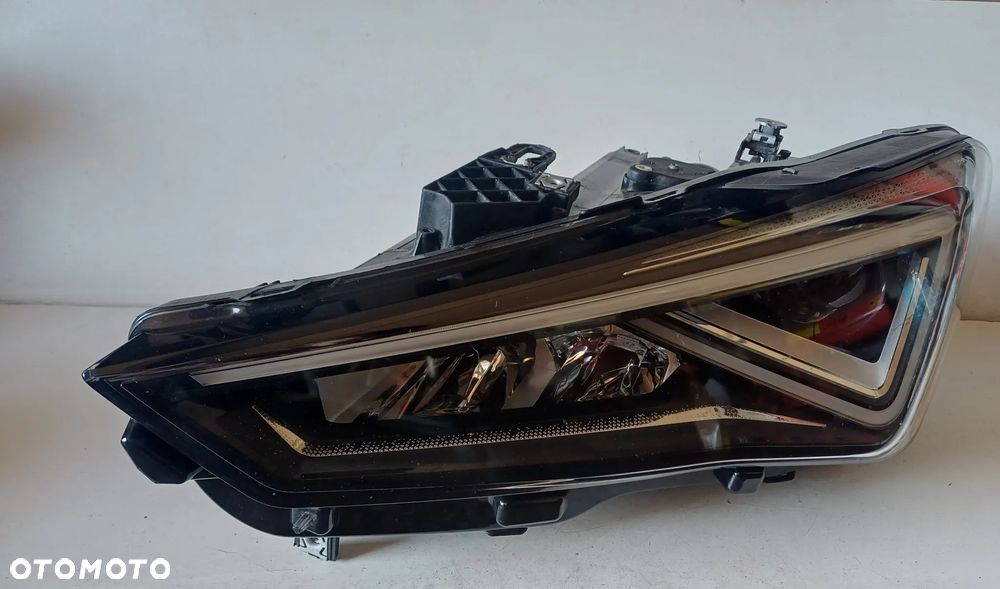lampa lewy przod seat leon IV 4 20- full led europa - 3