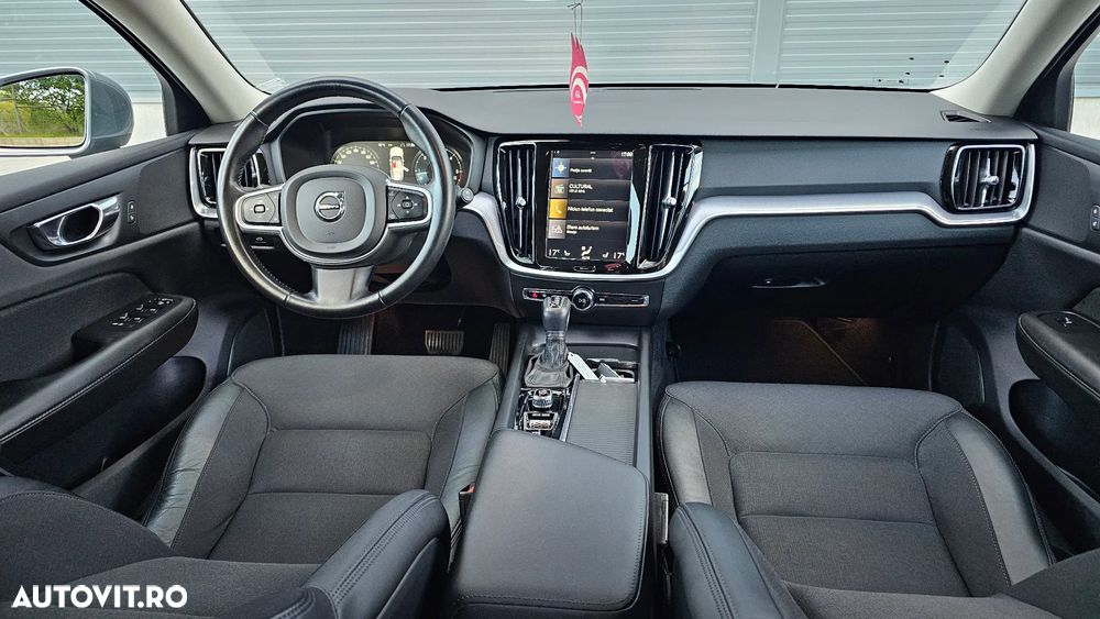 Volvo V60 D4 DRIVe Momentum - 13