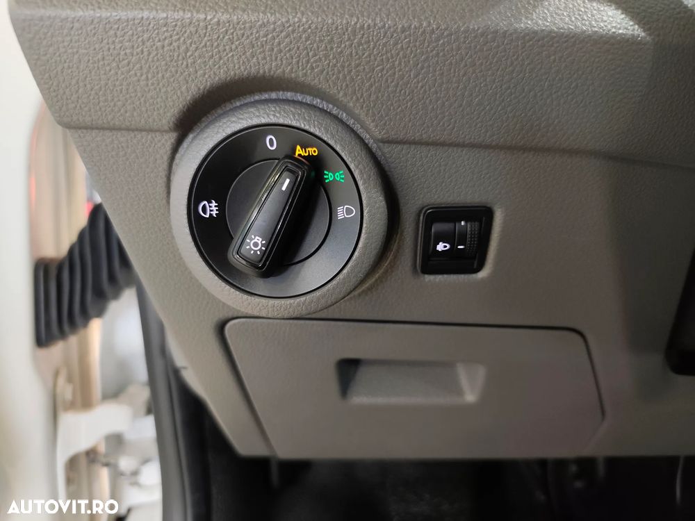 Volkswagen Transporter - 22