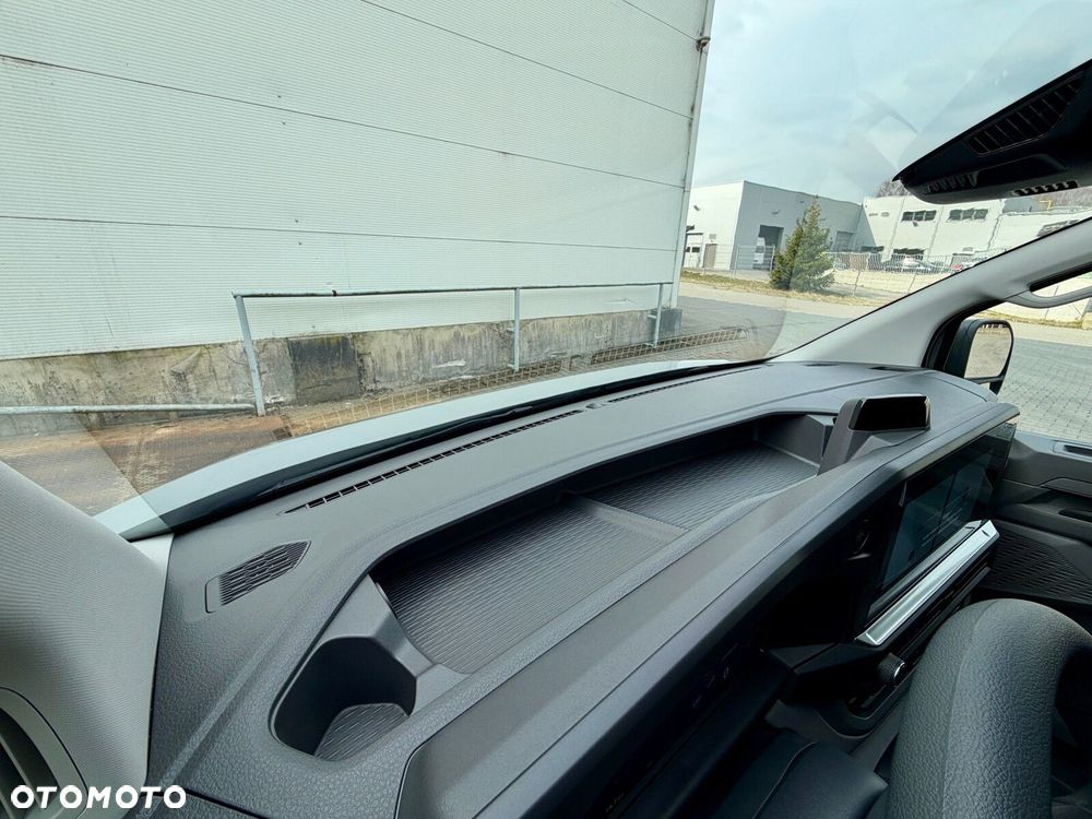 Volkswagen Transporter Furgon silnik: 2,0 l TDI 150 KM / skrzynia biegów: 6-biegowa manualna rozstaw osi: 3500 mm - 28