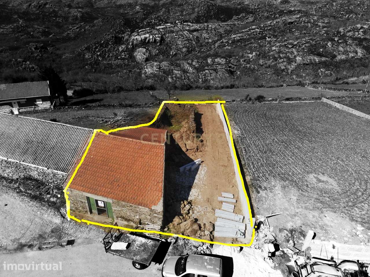 Terreno com Ruina em Pitão das Junias, zona do geres - Grande imagem: 5/38