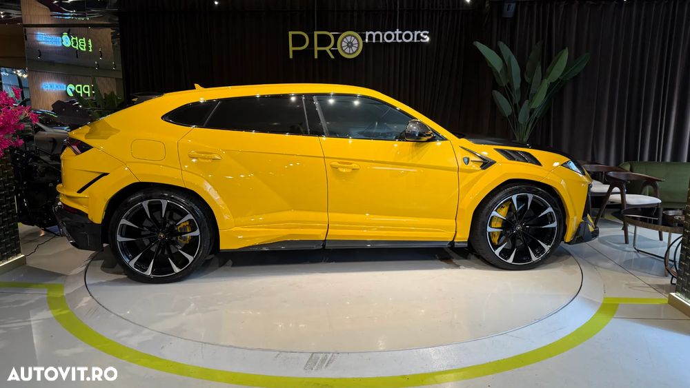 Lamborghini URUS - 6