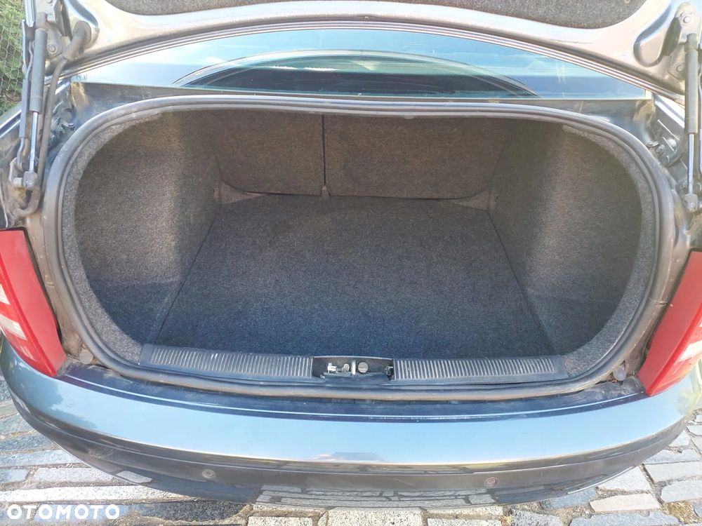Skoda Fabia 1.4 16V Classic - 6