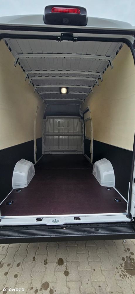 Toyota Proace MAX - 13