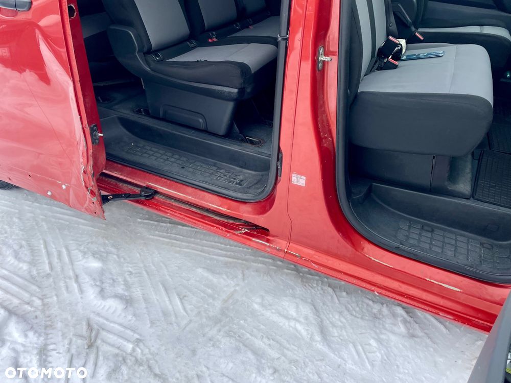 Peugeot Traveller L2 1.6 BlueHDi Active - 21