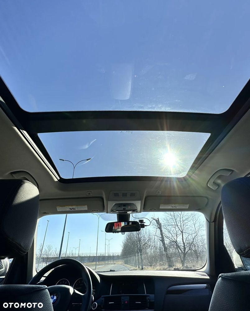 BMW X3 xDrive28i Sport-Aut xLine - 15