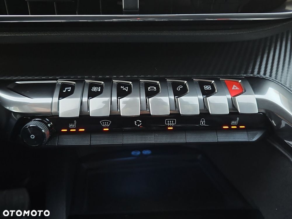 Peugeot 3008 1.2 PureTech Allure S&S - 13