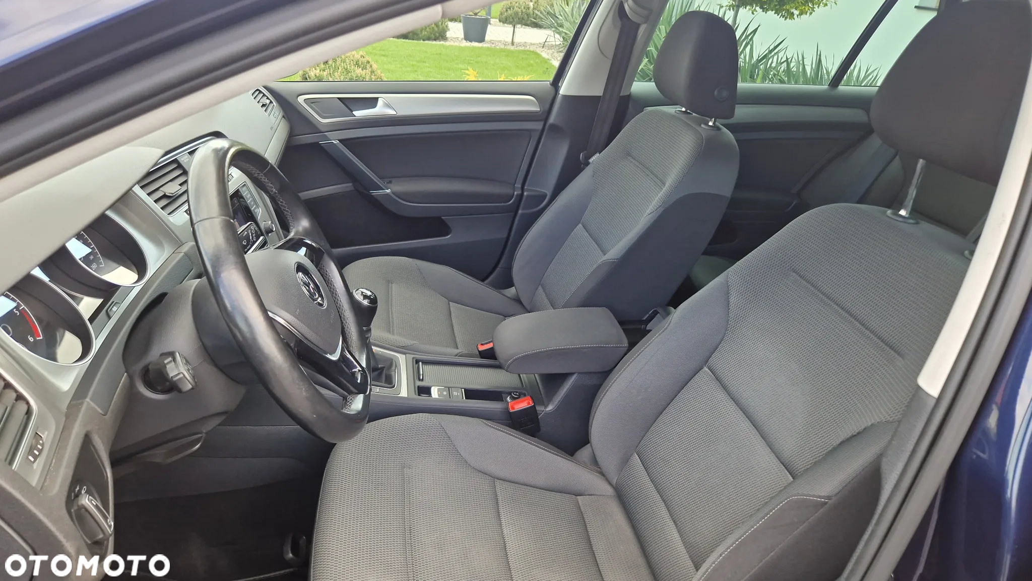 Volkswagen Golf VII 1.6 TDI BMT Comfortline - 15