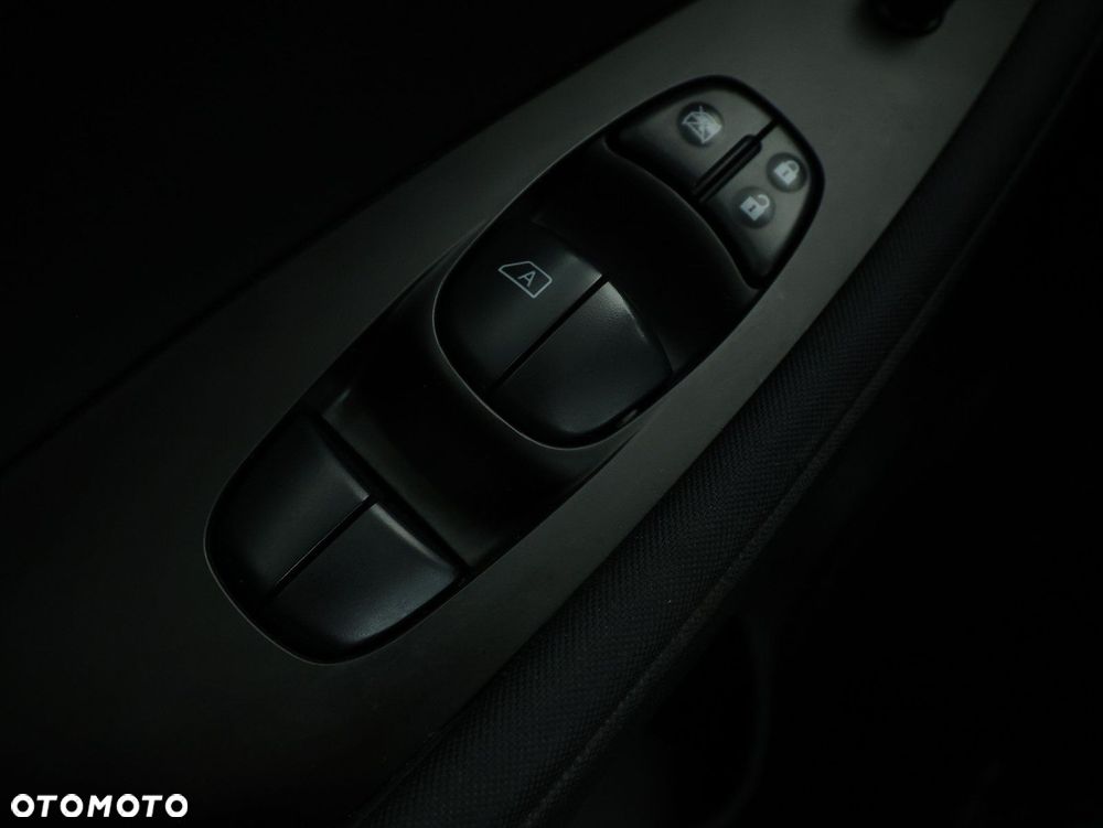 Nissan Leaf - 19