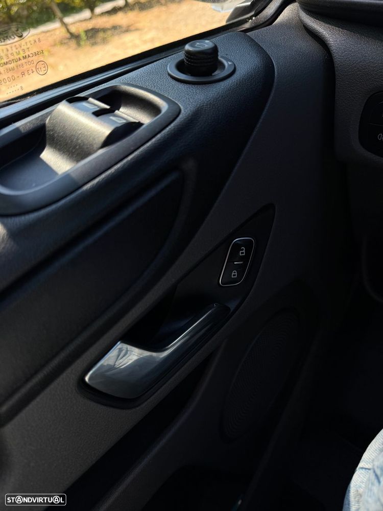 Ford Transit - 20