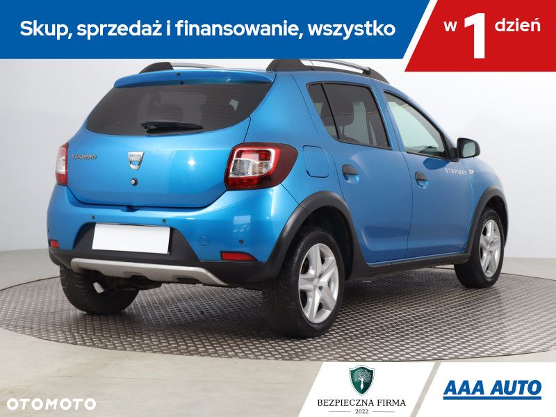 Dacia Sandero - 6