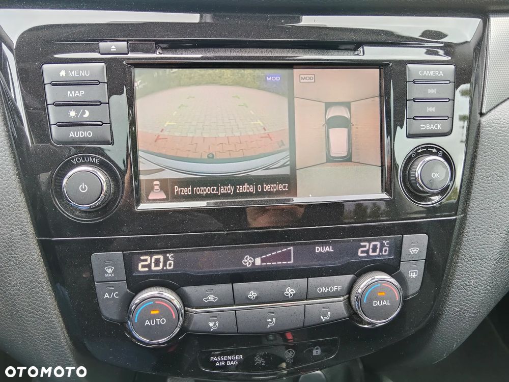 Nissan Qashqai 1.3 DIG-T TEKNA - 10