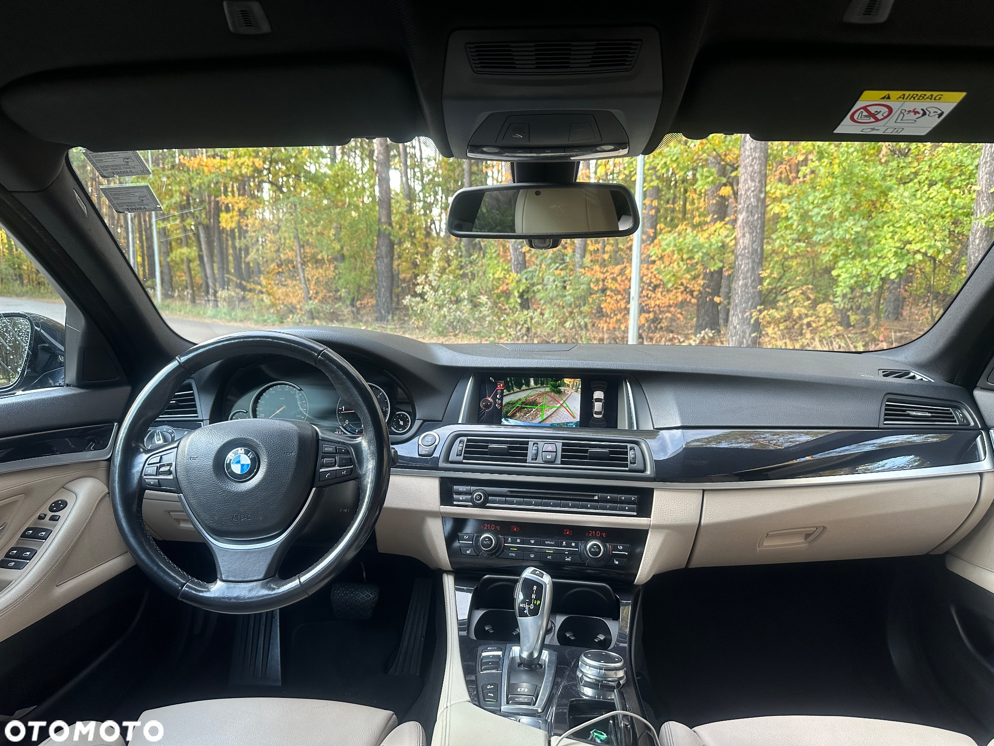 BMW Seria 5 520d xDrive - 9