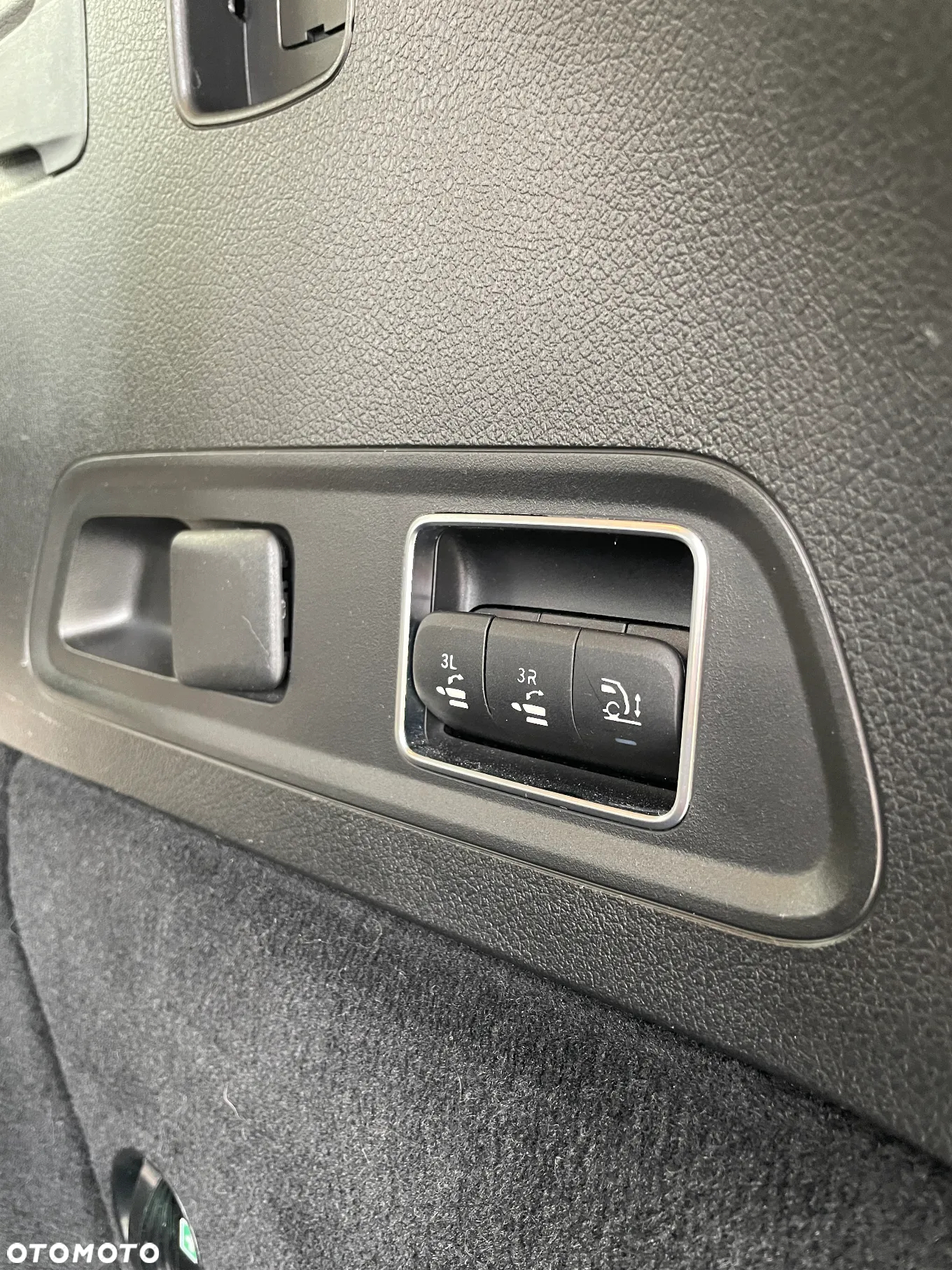 Mercedes-Benz GLS 400 d 4-Matic - 33