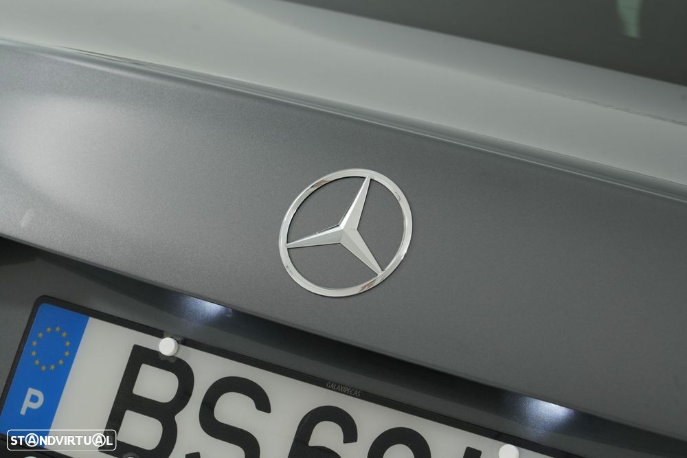 Mercedes-Benz C 300 de AMG Line - 12