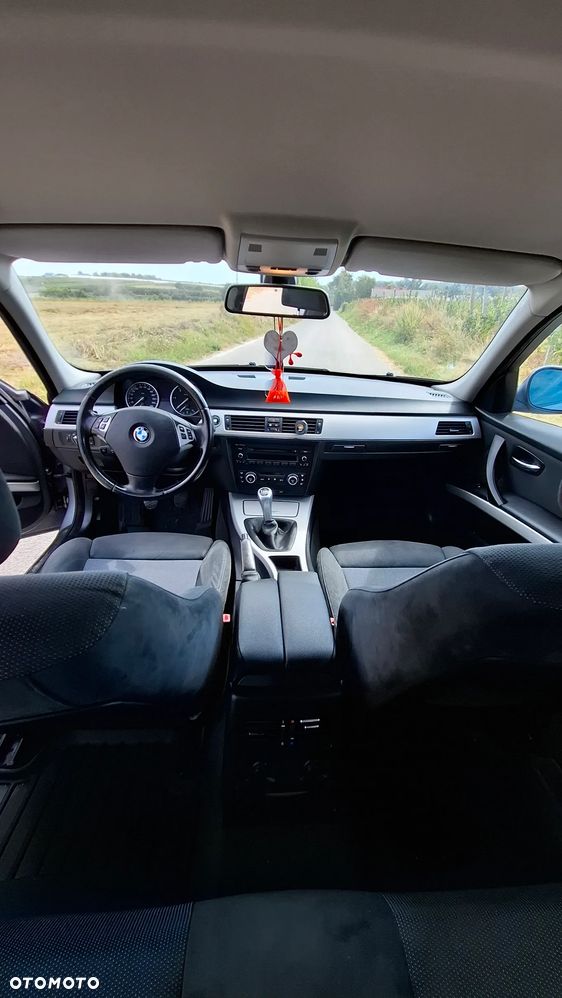 BMW Seria 3 318d - 7