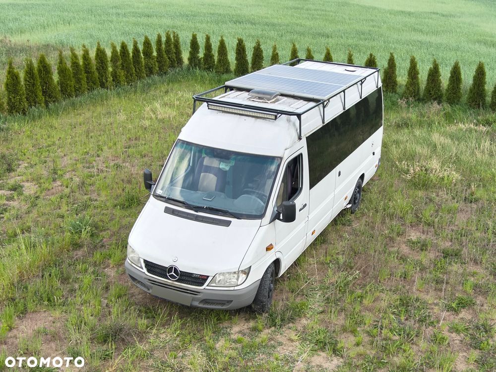Mercedes-Benz Sprinter - 1
