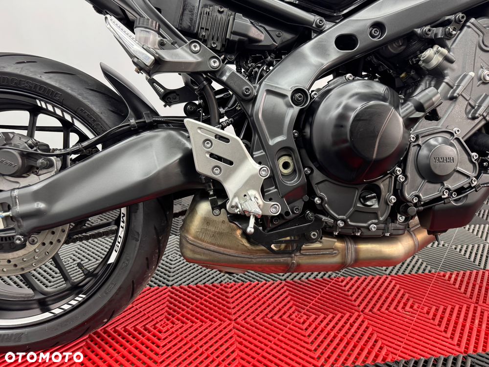 Yamaha MT - 40