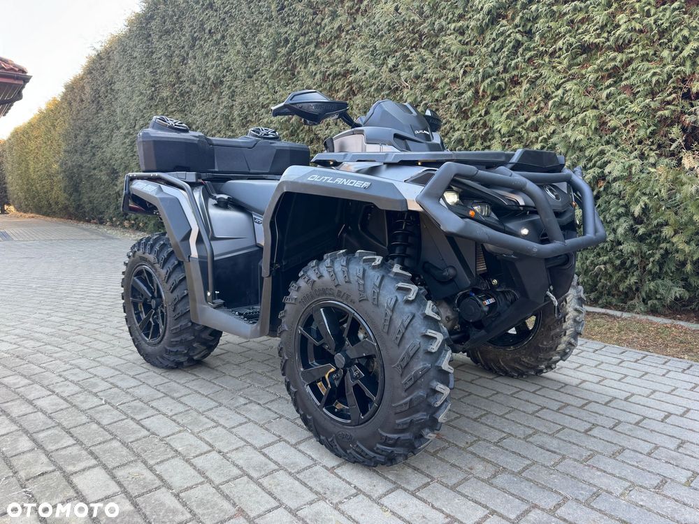 Can-Am Outlander - 1