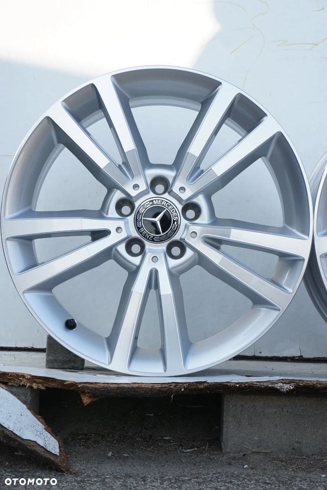 Mercedes 5x112 18 8J et45 W207 - 6
