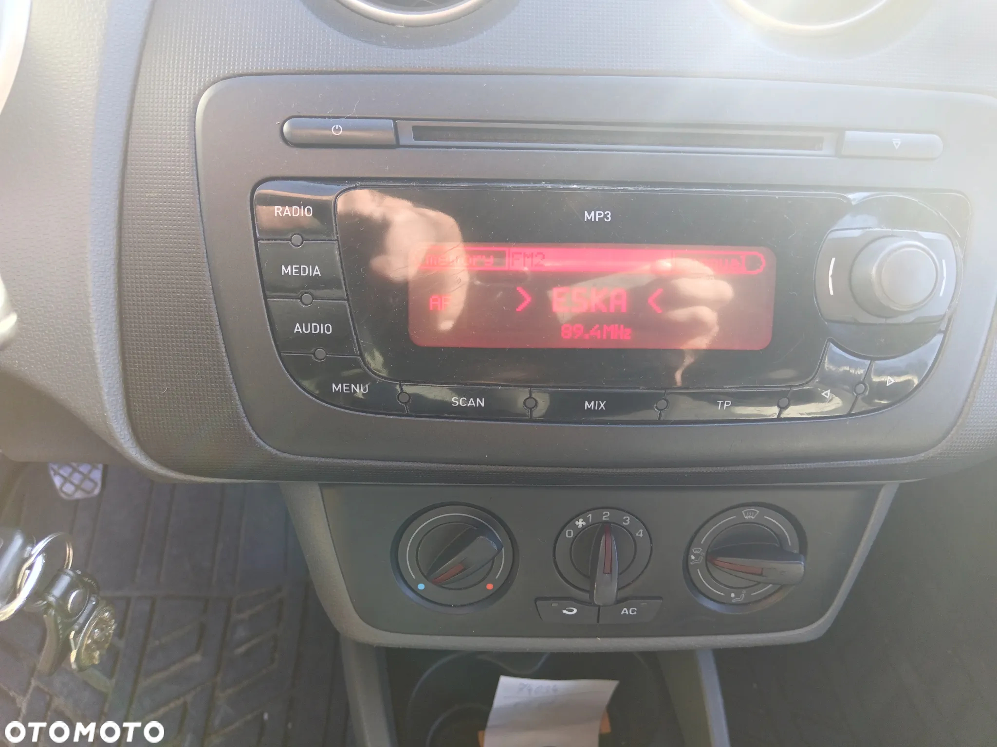 Seat Ibiza SC 1.4 16V Reference - 12