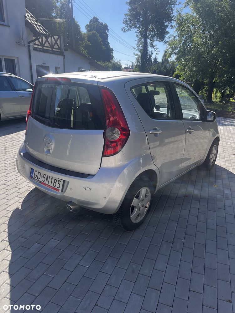Opel Agila - 2