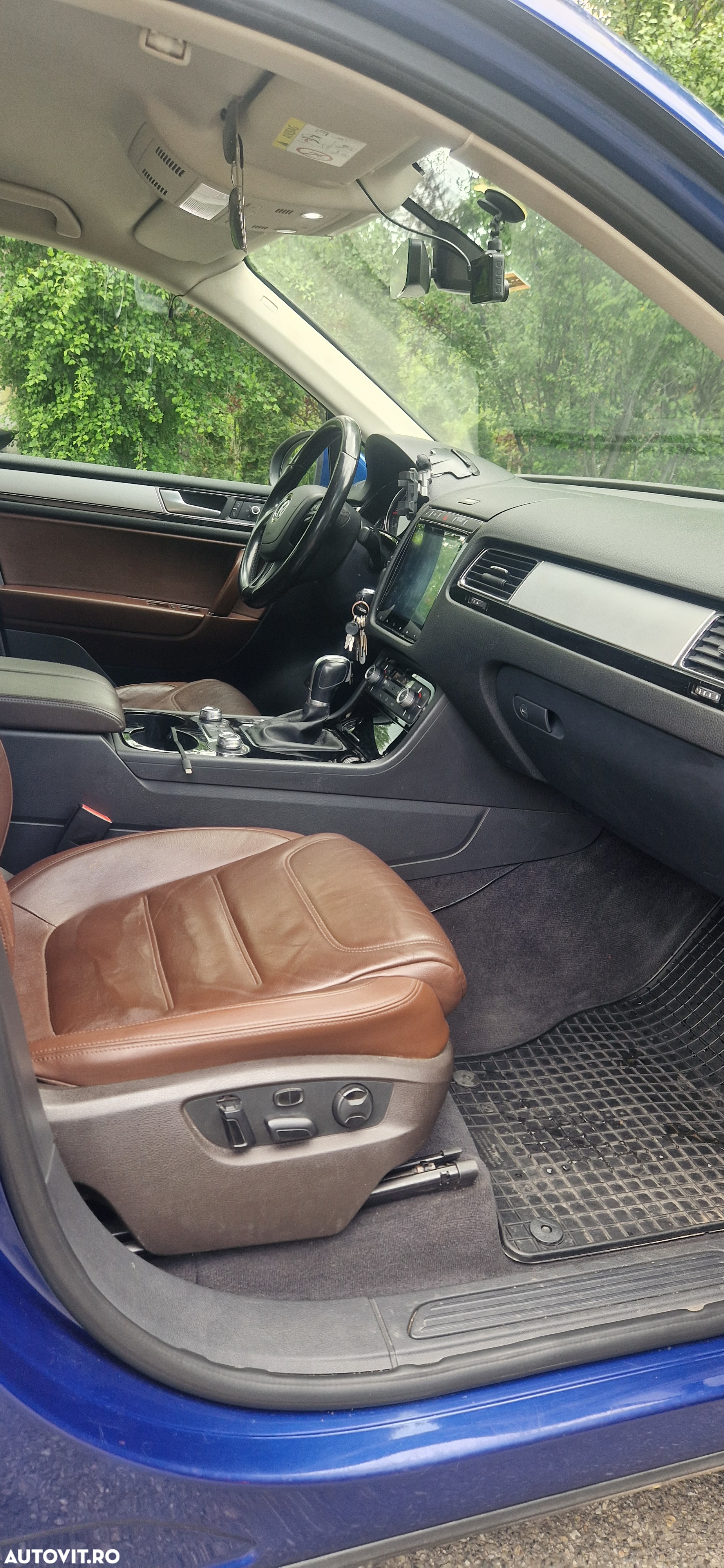 Volkswagen Touareg 3.0 V6 TDI BMT - 11