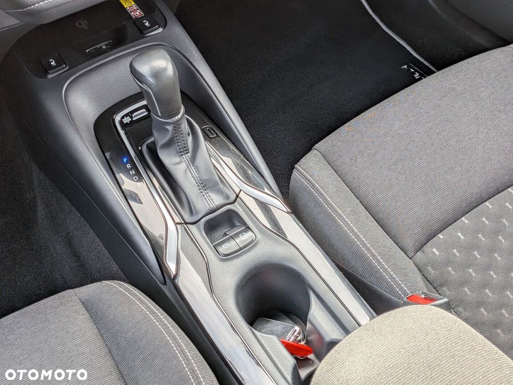 Toyota Corolla 1.8 Hybrid Comfort - 16