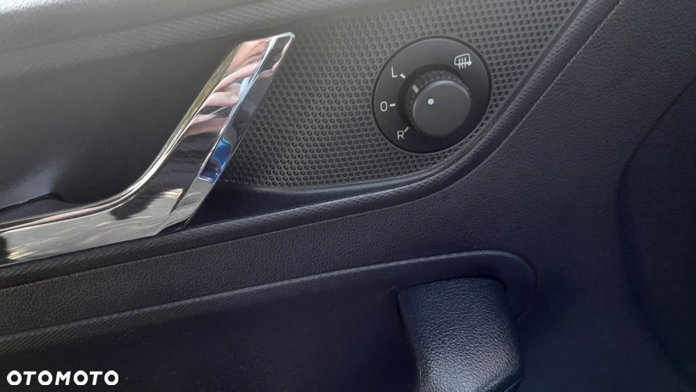 Skoda RAPID 1.2 TSI Style+ - 7