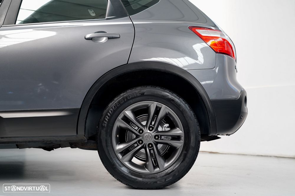 Nissan Qashqai 1.6 dCi N-Connecta - 25