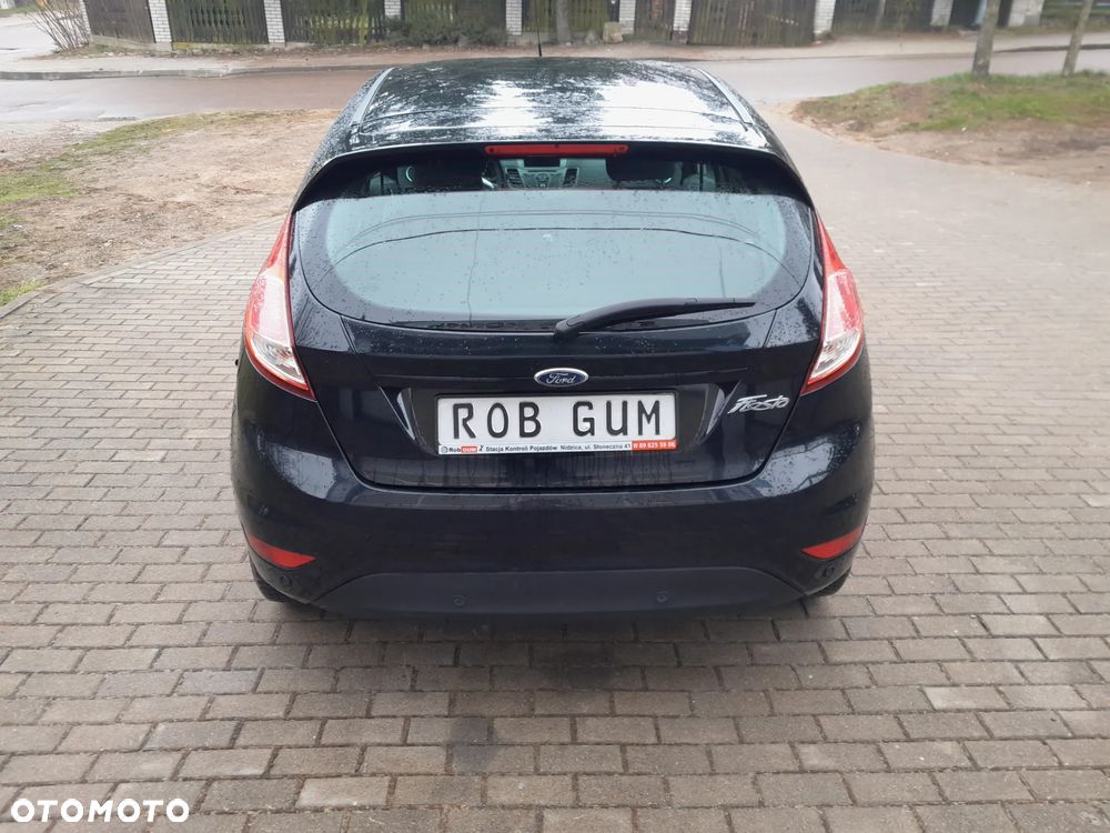 Ford Fiesta 1.0 Champions Edition - 4