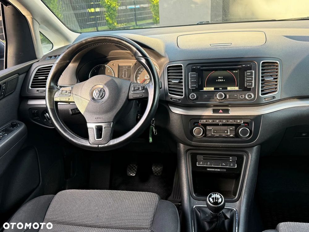 Volkswagen Sharan 2.0 TDI Blue Motion Style - 24