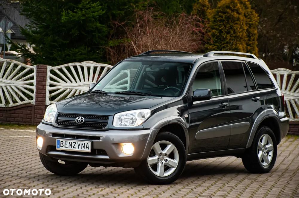 Toyota RAV4 - 9