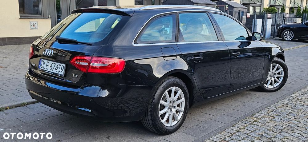 Audi A4 Avant 2.0 TDI DPF multitronic Attraction - 27
