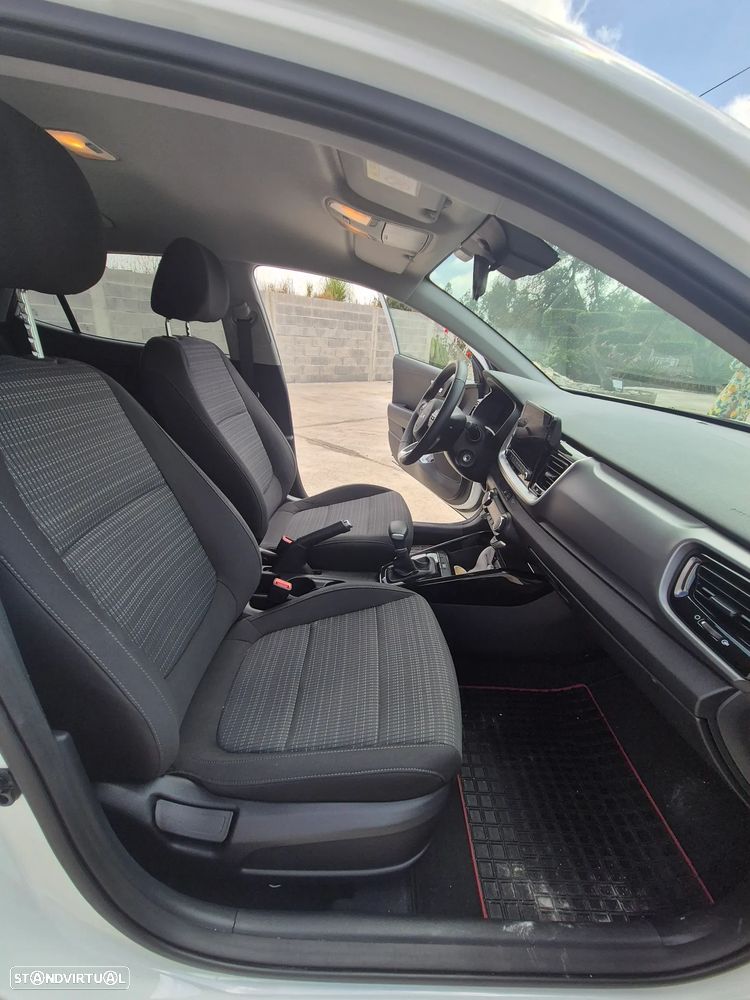 Kia Stonic 1.0 T-GDI Active 7DCT - 12
