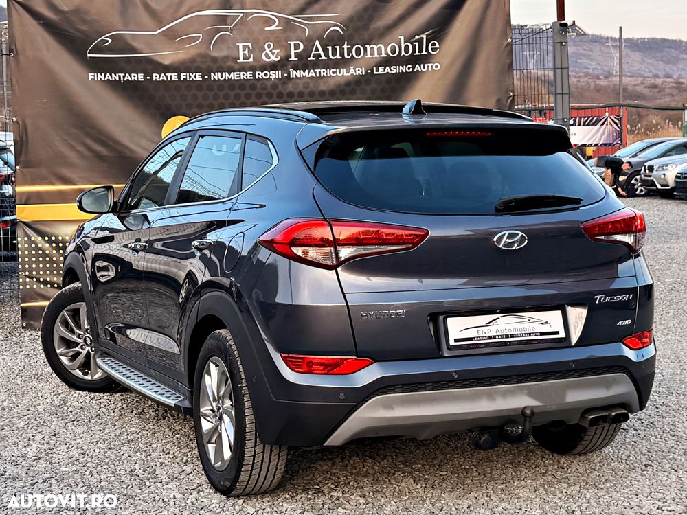 Hyundai Tucson 2.0 CRDI 4WD 6AT Style - 11