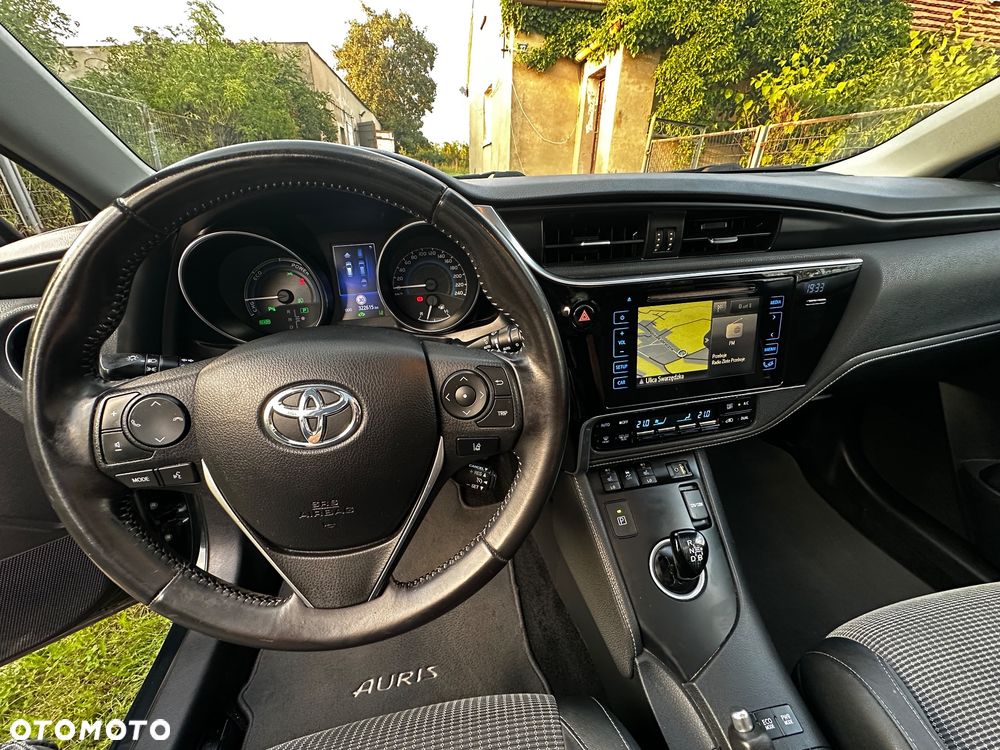 Toyota Auris - 27