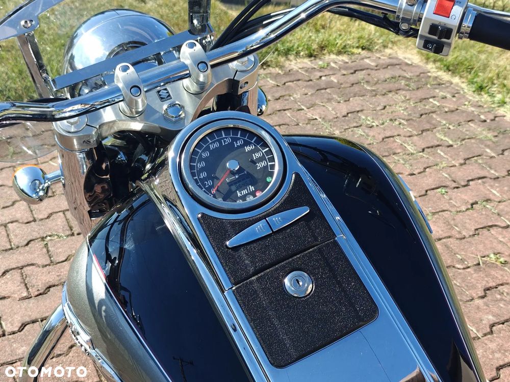 Suzuki VL 1500 Intruder LC - Boulevard C90 - 32