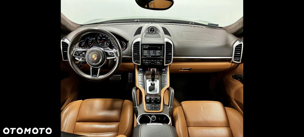 Porsche Cayenne - 5