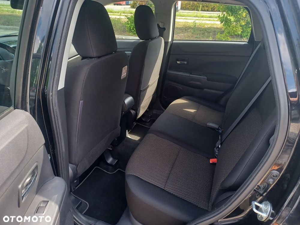 Mitsubishi ASX 1.6 Instyle - 12