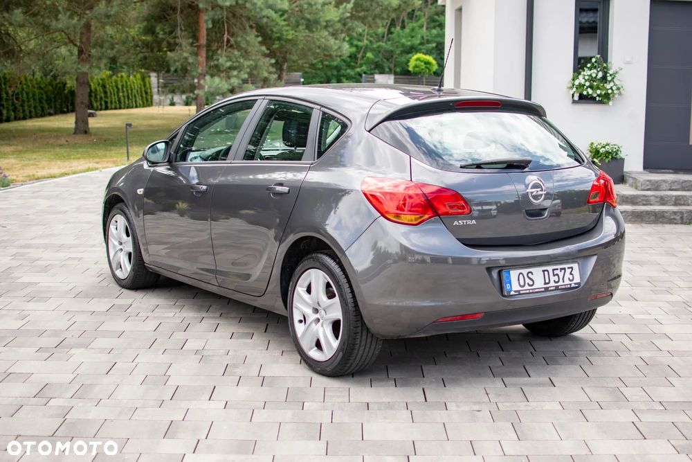 Opel Astra - 23