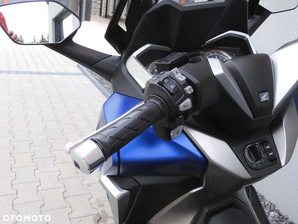 Honda NSS - 24