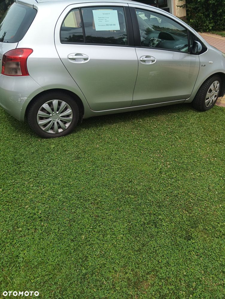 Toyota Yaris - 6