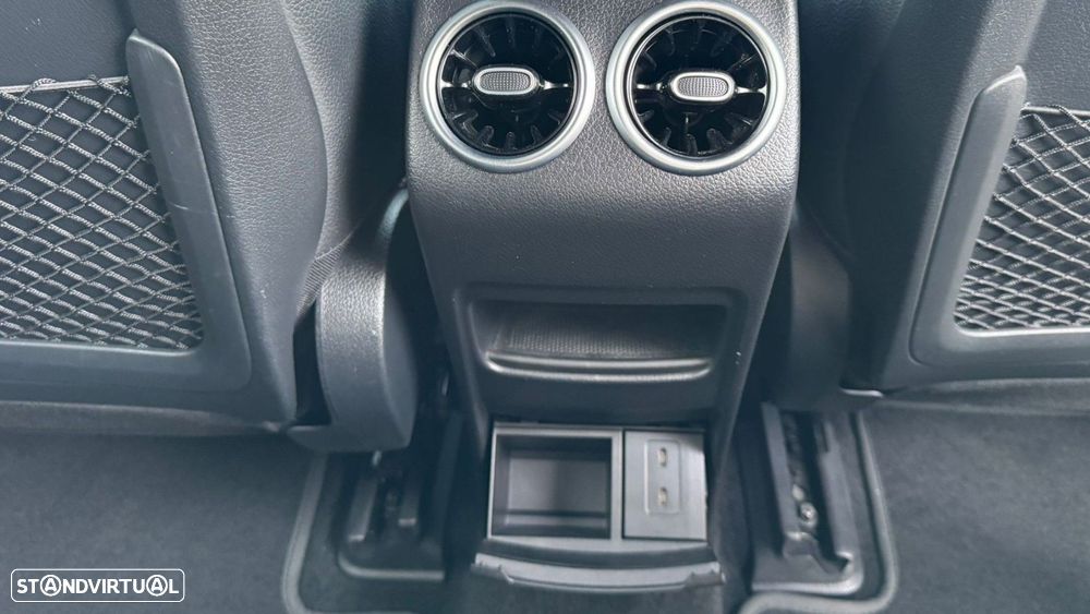 Mercedes-Benz EQB 300 4Matic AMG Line - 20