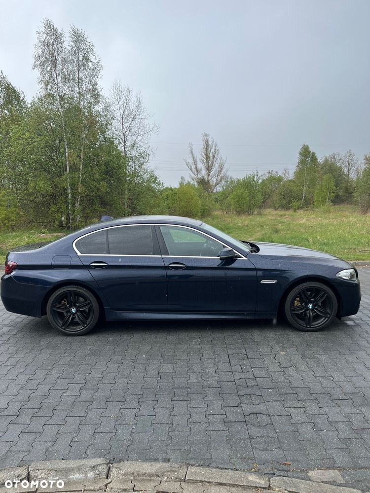 BMW Seria 5 528i xDrive - 8