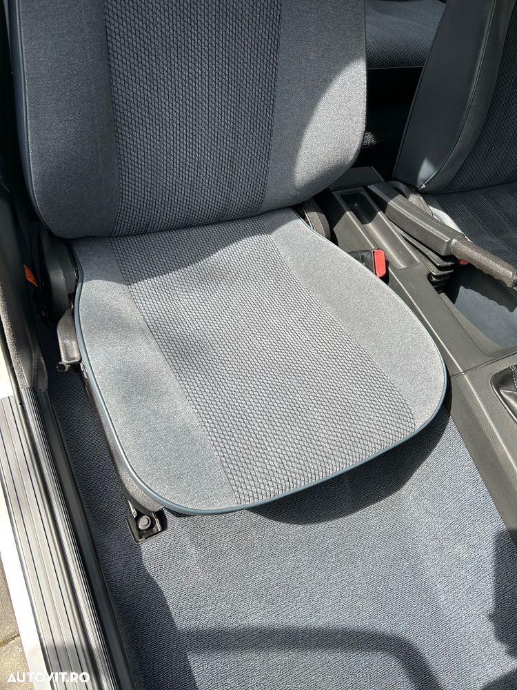 BMW Seria 3 - 24