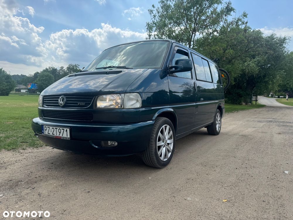 Volkswagen Multivan - 1