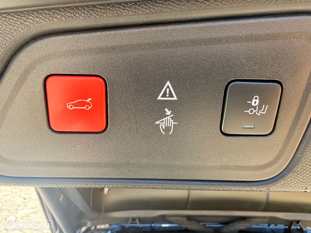 Peugeot 3008 1.2 PureTech Allure EAT6 - 21