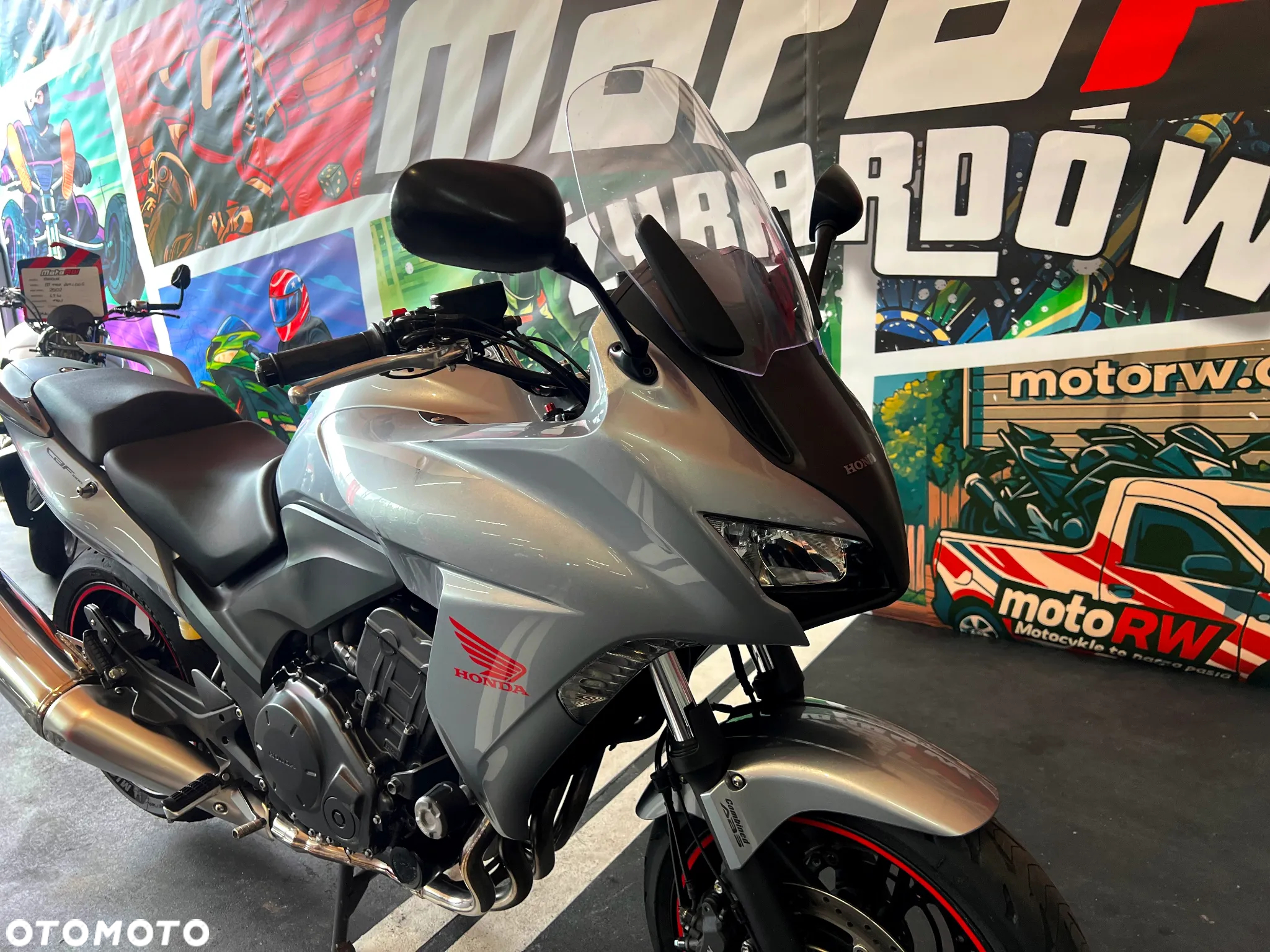 Honda CBF - 7