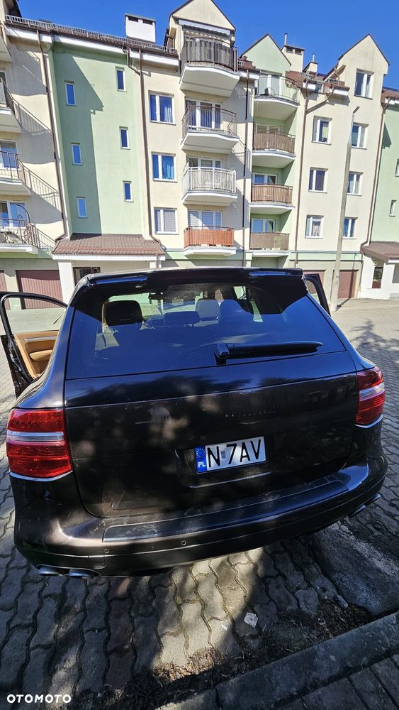 Porsche Cayenne Tiptronic S GTS - 15